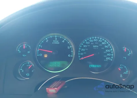 2008 Chevrolet Suburban C1500 Ls z USA, uszkodzony, nr VIN 3GNFC16018G281089